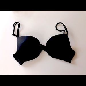 Victoria’s Secret Very Sexy Pushup Bra